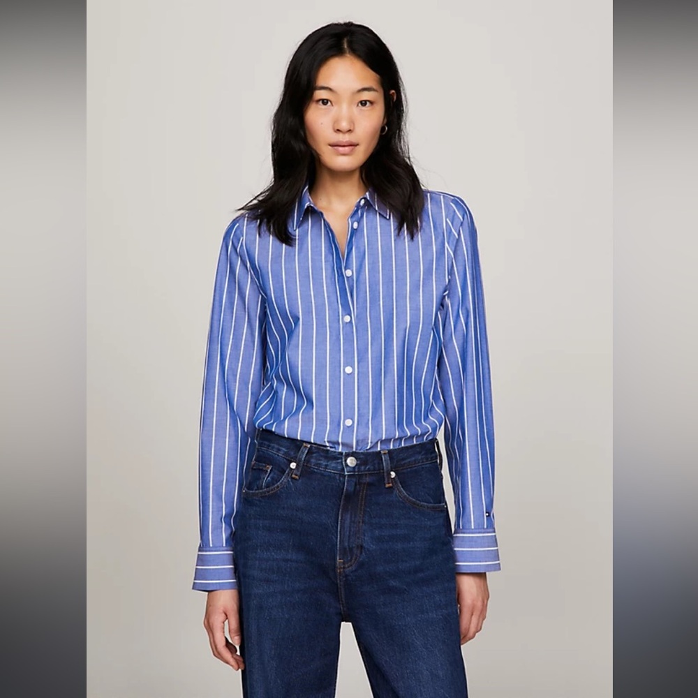 Tommy Hilfiger Woman’s Button Down Long Sleeves Suit Shirt